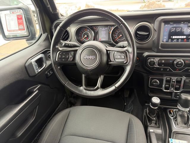 Used 2022 Jeep Gladiator Overland AWD/4WD image 27