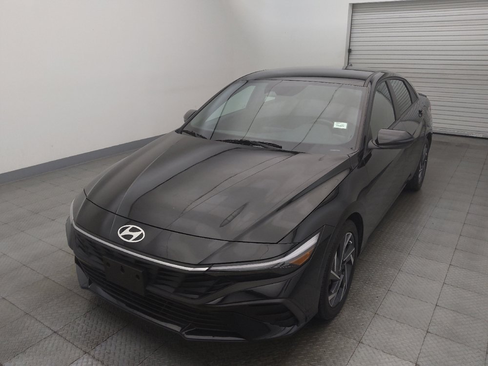 Used 2025 Hyundai Elantra Sport FWD image 15