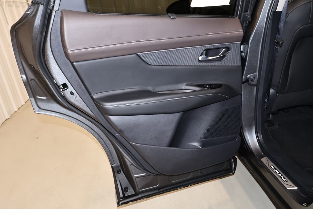 Used 2025 Nissan Murano Platinum image 15