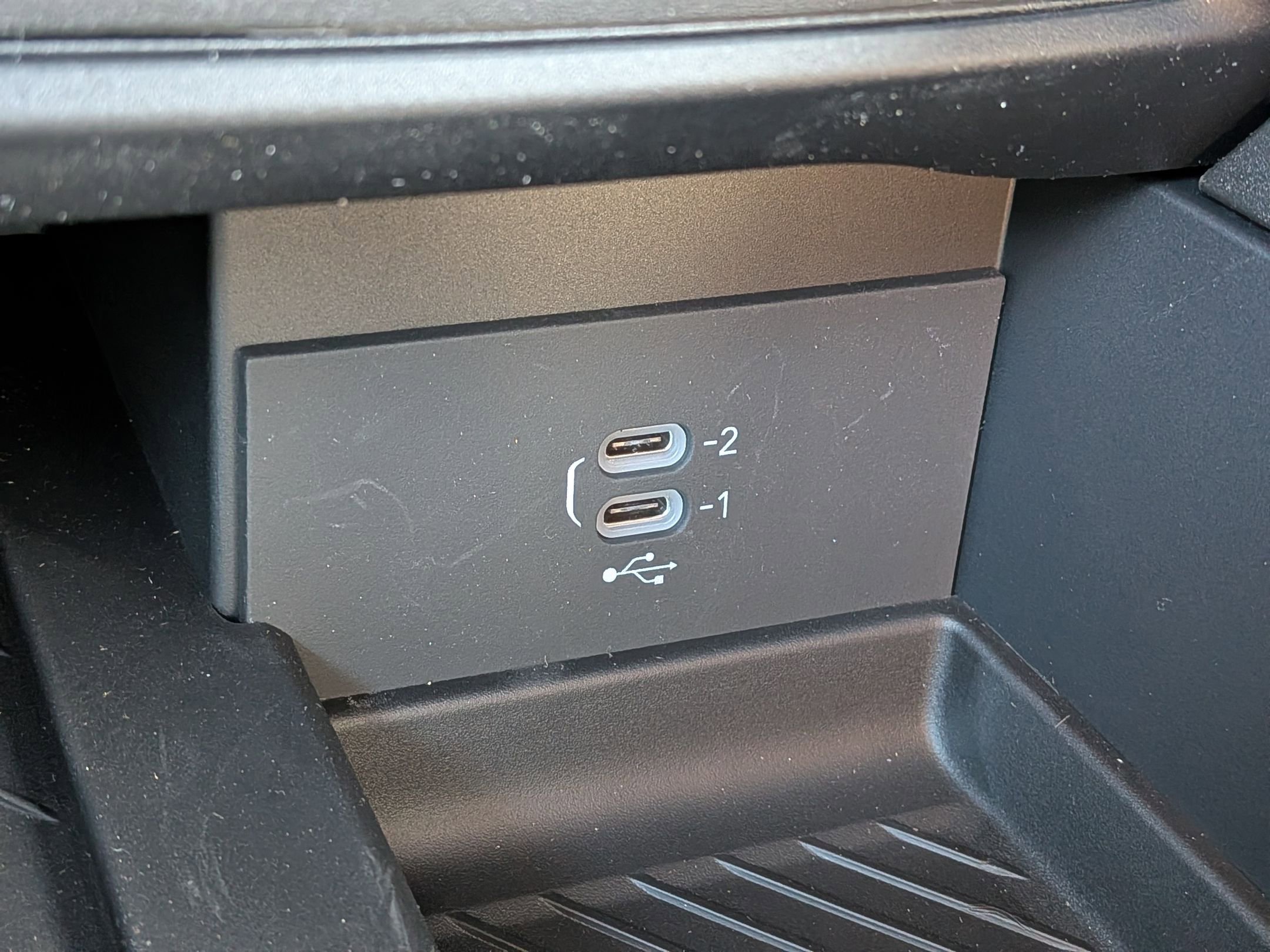 New 2026 Chrysler Pacifica Limited w/ Trailer Tow Group image 15