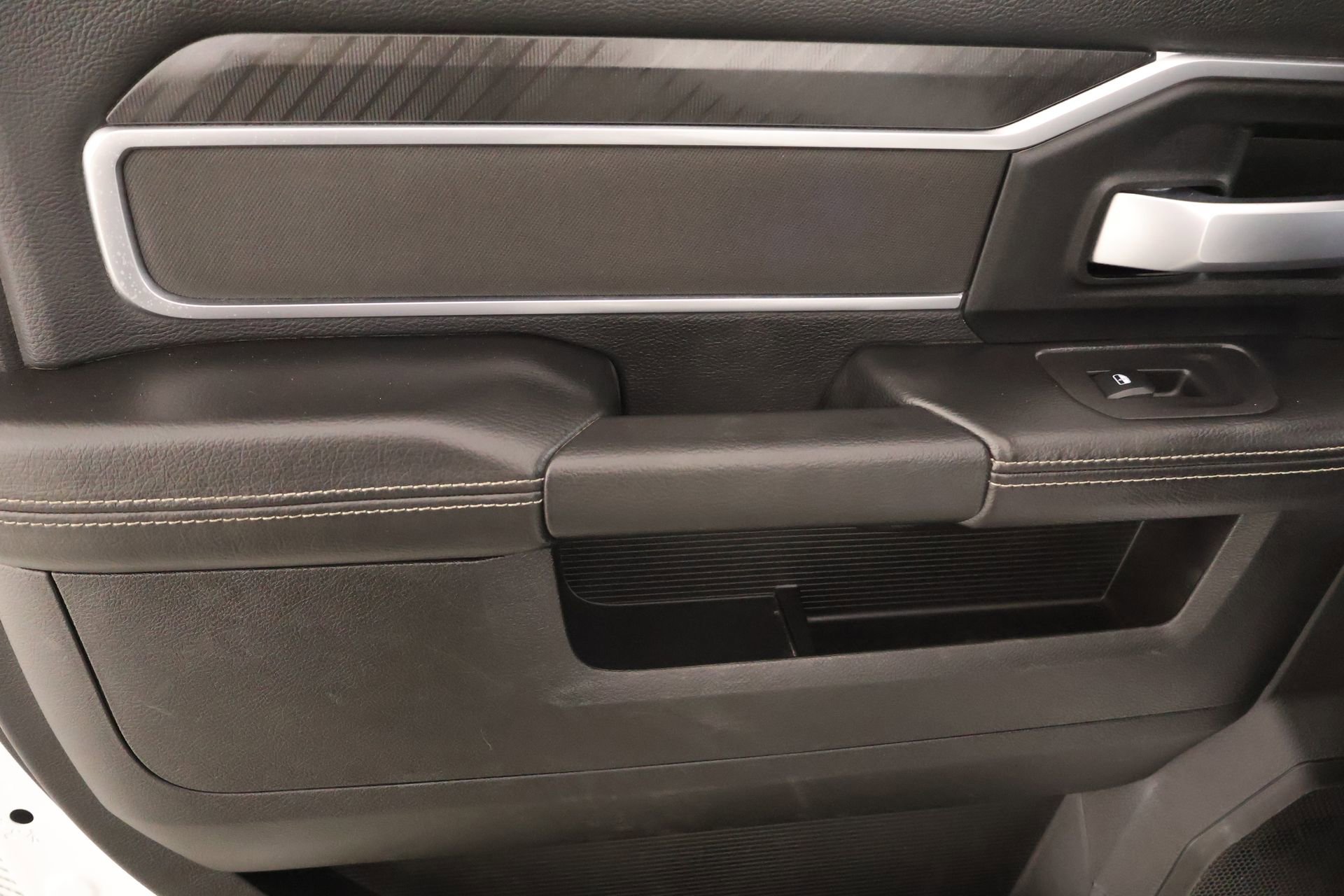 Used 2025 RAM 2500 Big Horn image 16