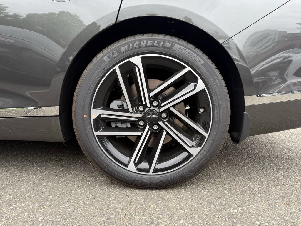 Certified 2025 Genesis G80 2.5T Advanced AWD/4WD image 9