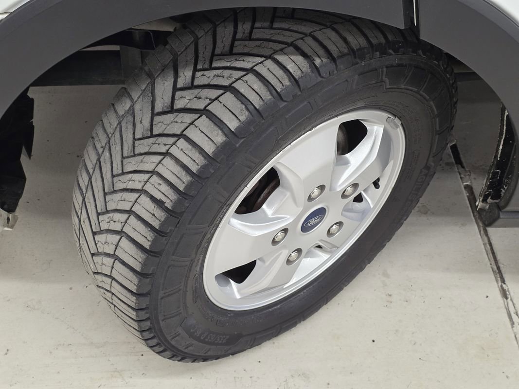 Used 2020 Ford Transit 350 XLT image 62