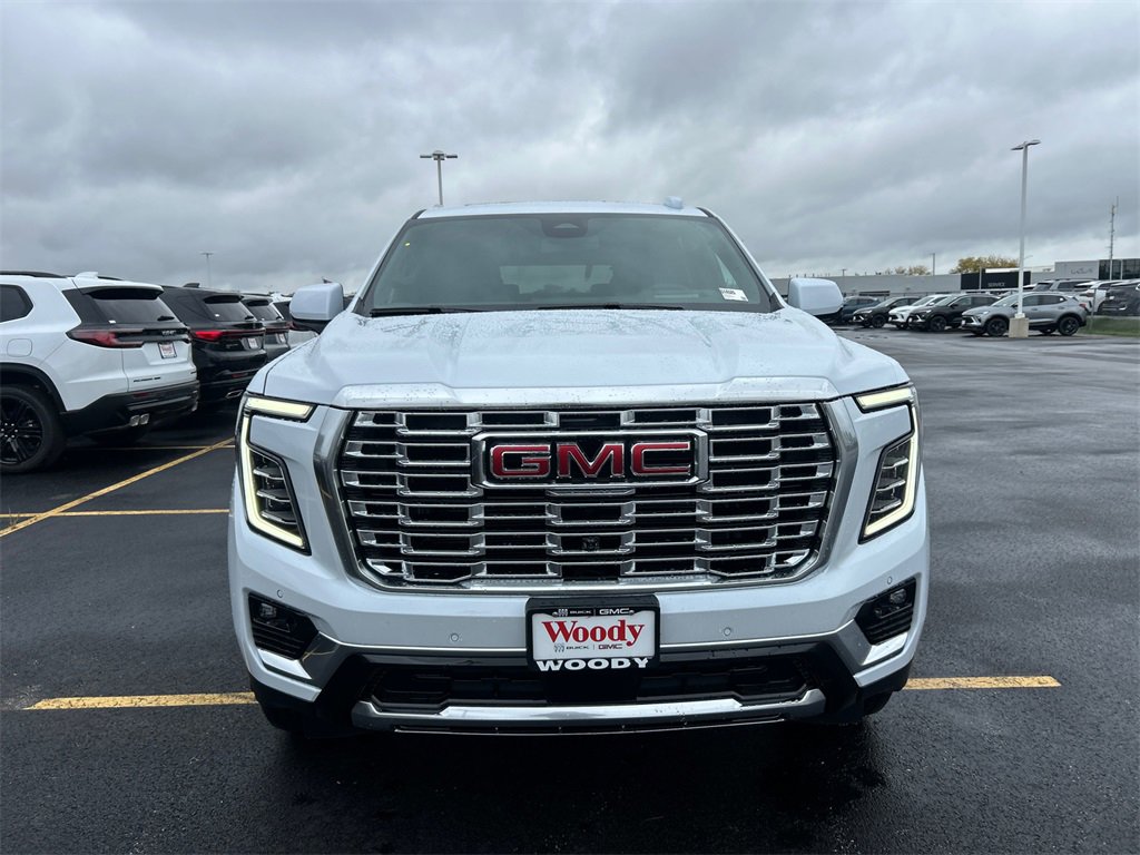 New 2026 GMC Yukon Denali w/ Sun & Power Step Package image 3