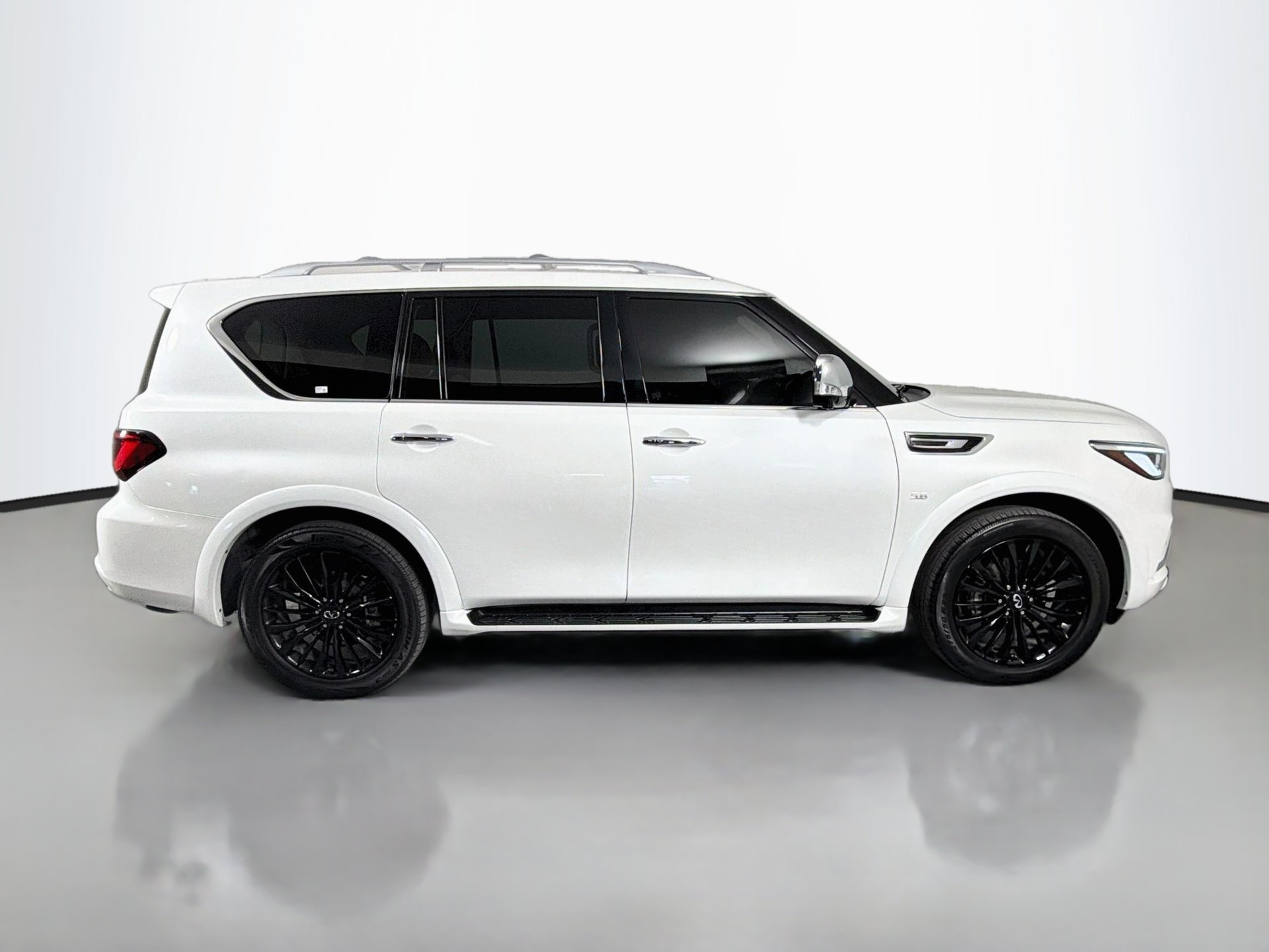 Used 2019 INFINITI QX80 Luxe w/ Proactive Package RWD image 5