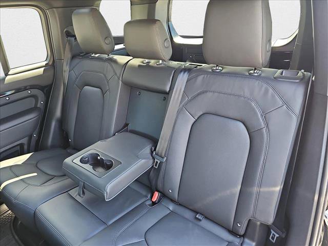 New 2025 Land Rover Defender 110 S image 13