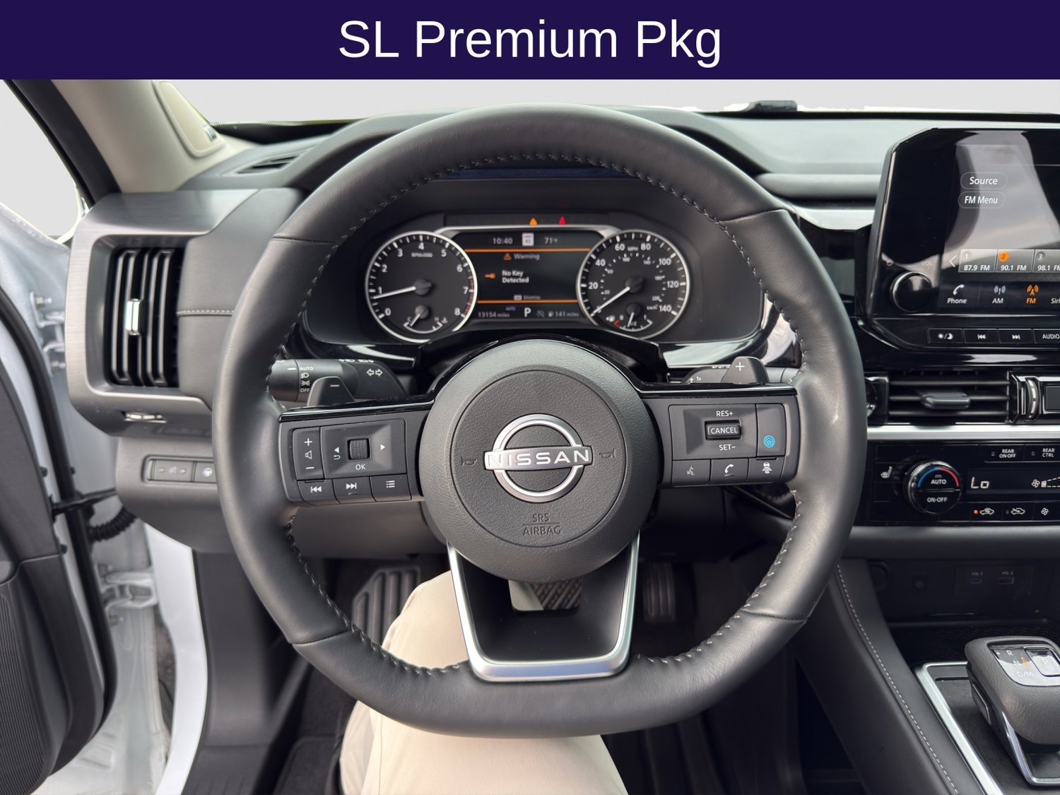 Used 2025 Nissan Pathfinder SL w/ SL Premium Package AWD/4WD image 10