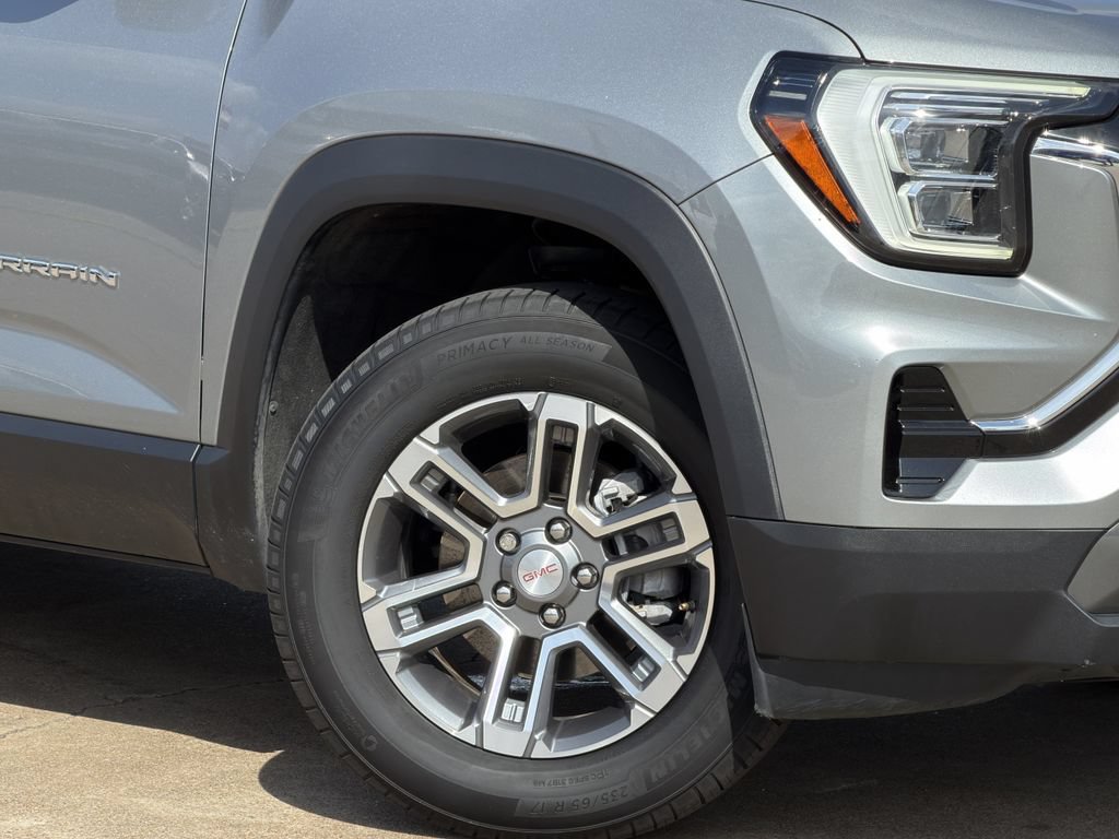 Used 2025 GMC Terrain Elevation FWD image 8