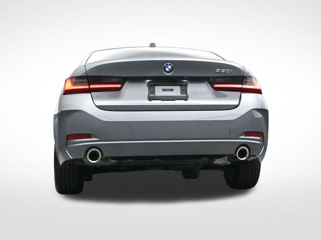 Used 2023 BMW 330i Sedan w/ Driving Assistance Package image 31