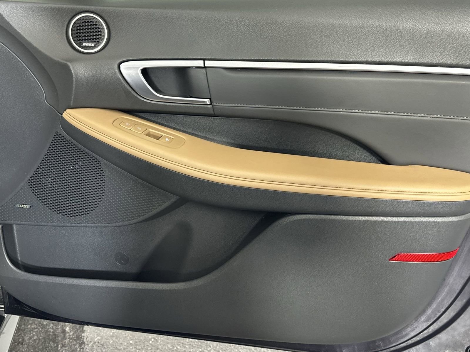 Used 2023 Hyundai Sonata Limited image 35