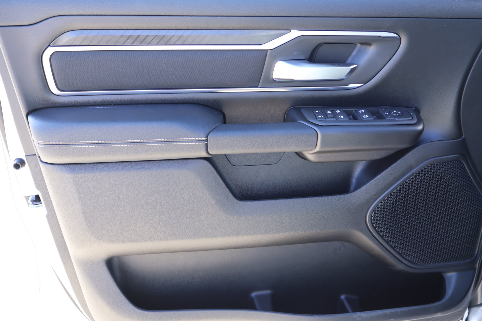 New 2026 RAM 1500 Big Horn AWD/4WD image 16