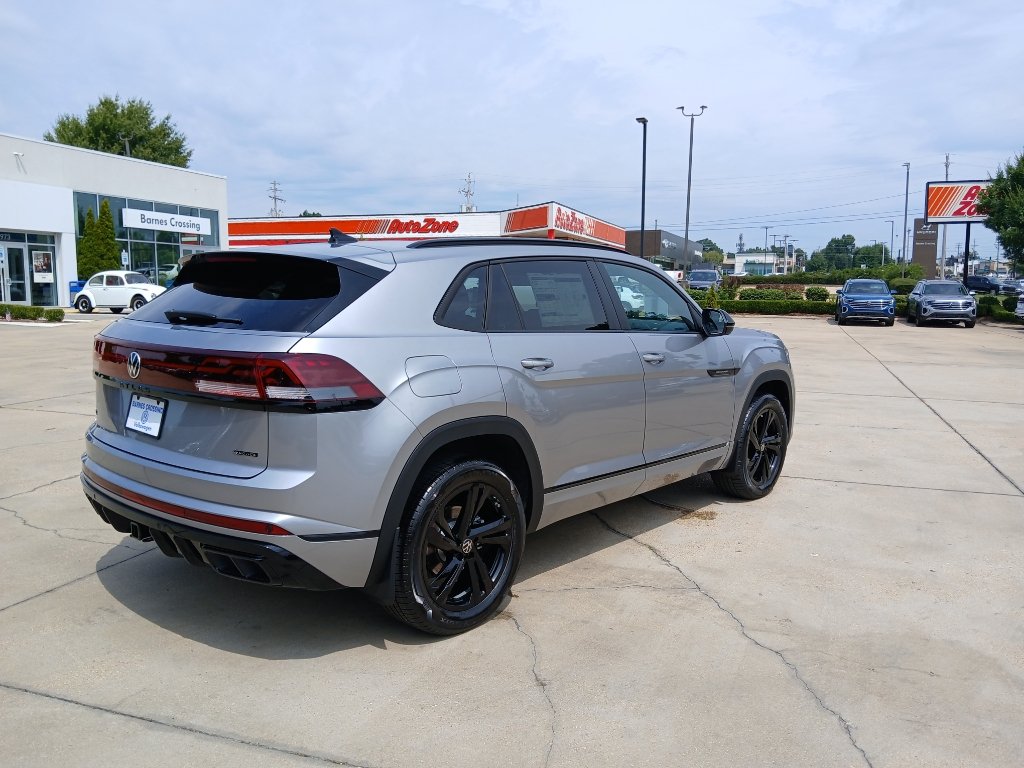 New 2026 Volkswagen Atlas Cross Sport SEL R-Line AWD/4WD image 7
