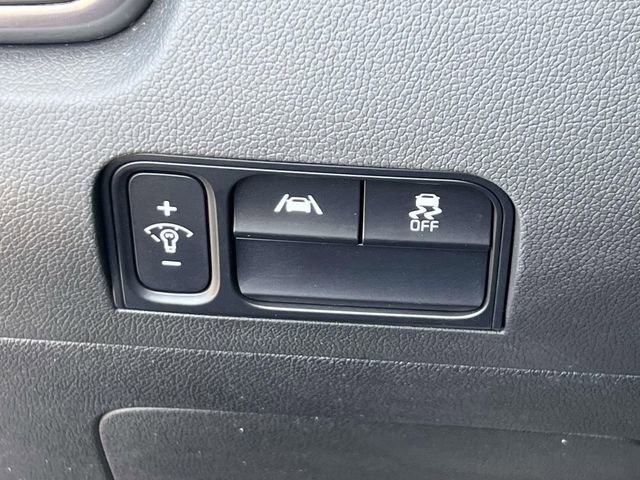 Used 2022 Kia Sorento S w/ Panoramic Sunroof Package AWD/4WD image 23