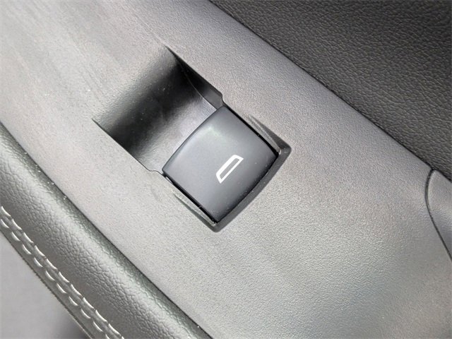 Used 2023 Buick Encore GX Select w/ Sport Touring Package image 34