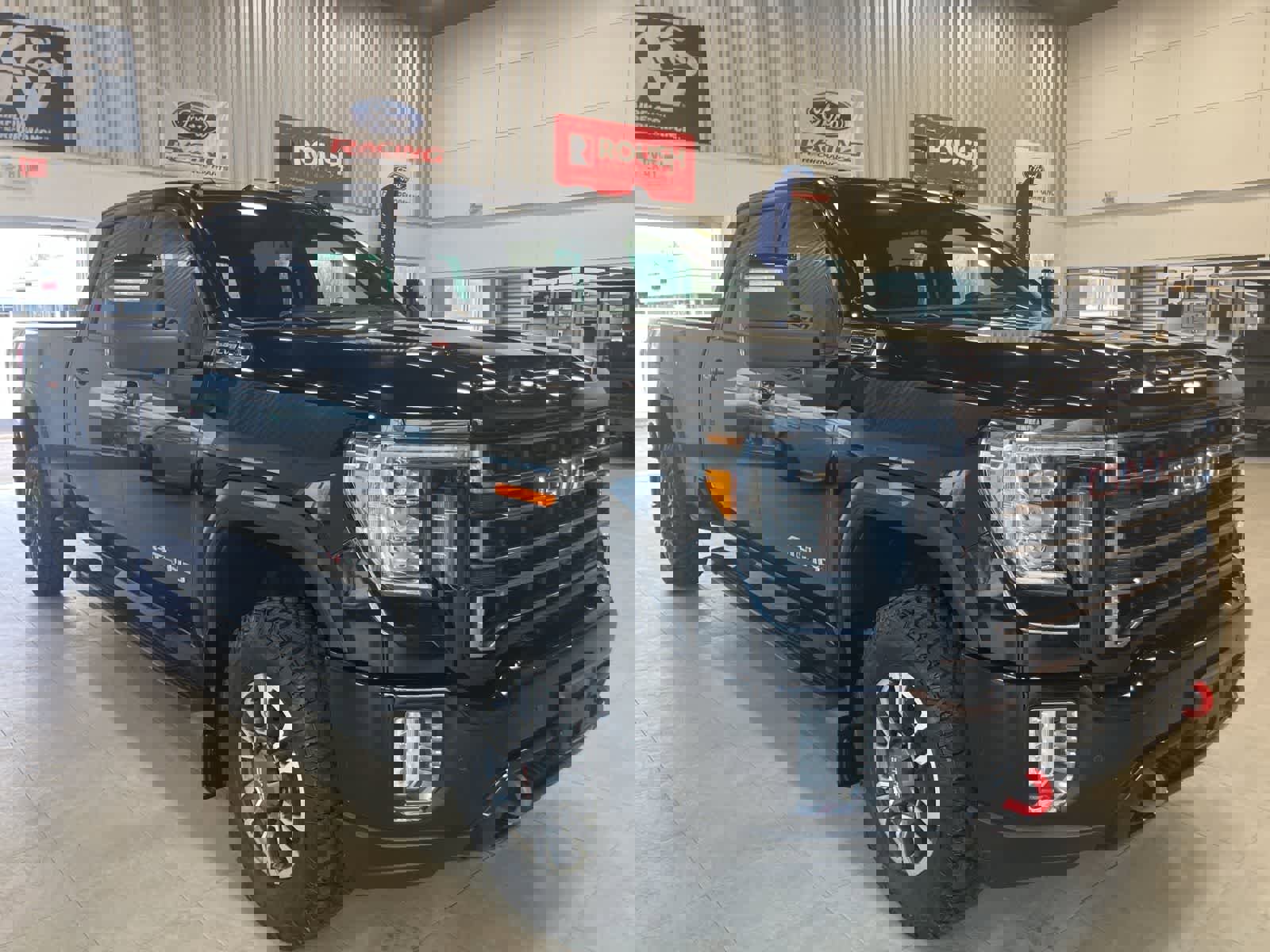 Used 2021 GMC Sierra 2500 AT4 w/ AT4 Preferred Package image 3