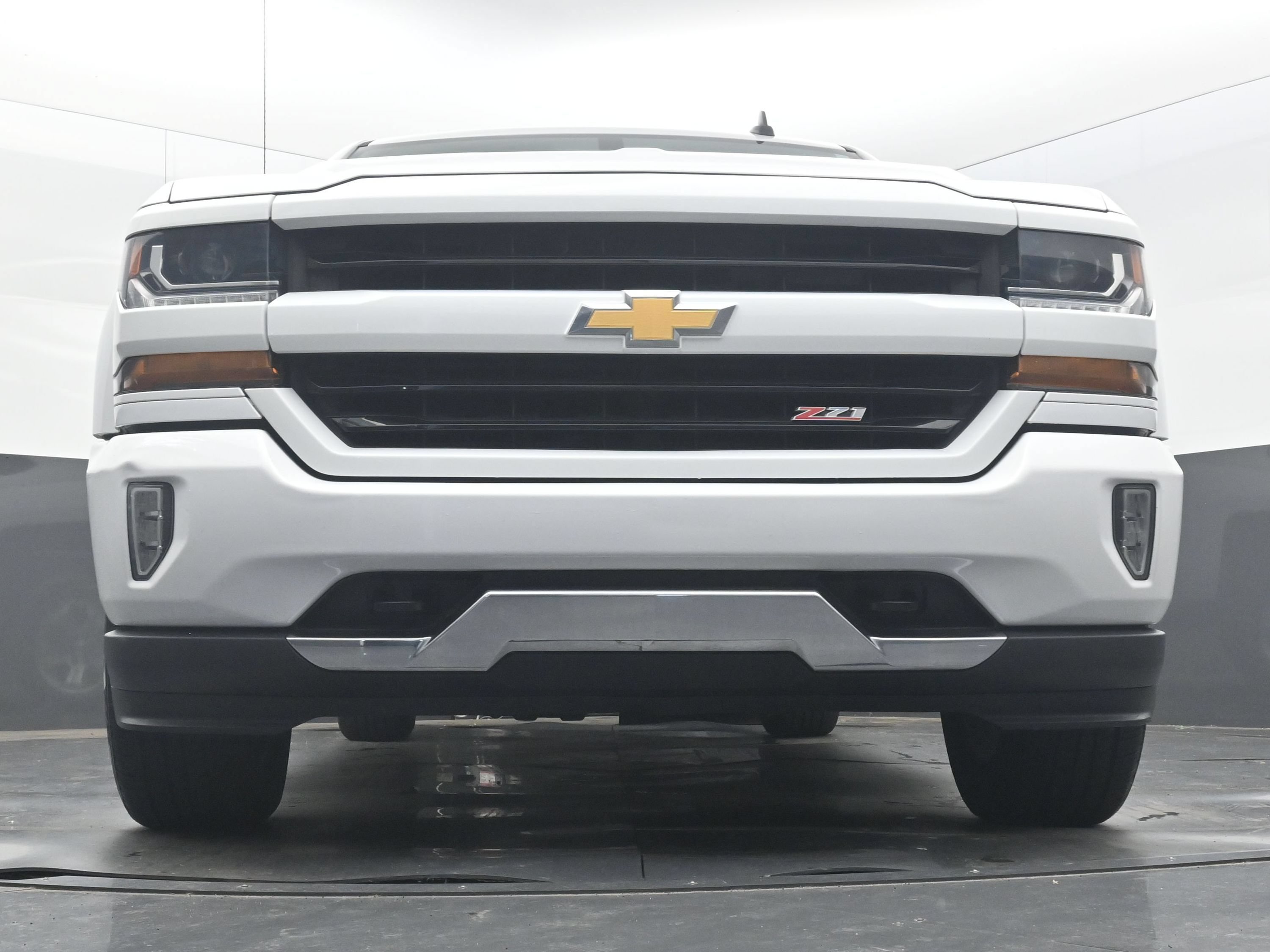 Used 2018 Chevrolet Silverado 1500 LT w/ All Star Edition AWD/4WD image 19