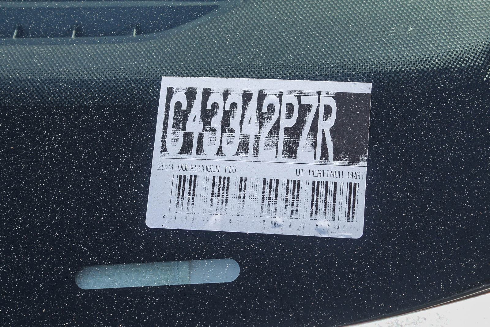 Used 2024 Volkswagen Tiguan Wolfsburg Edition image 29