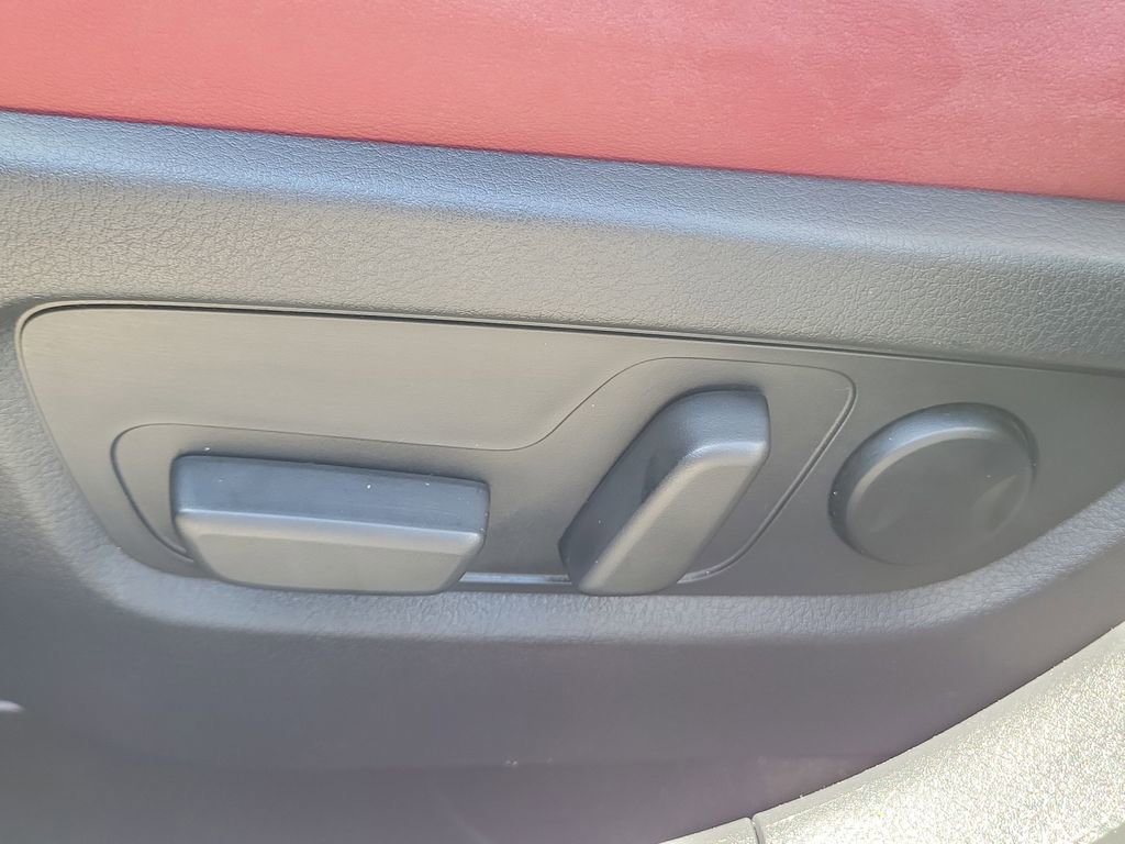 Used 2024 MAZDA CX-30 AWD 2.5 S w/ Preferred Package image 18