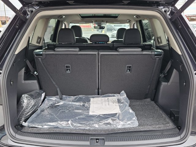 New 2026 Volkswagen Atlas SE FWD image 13