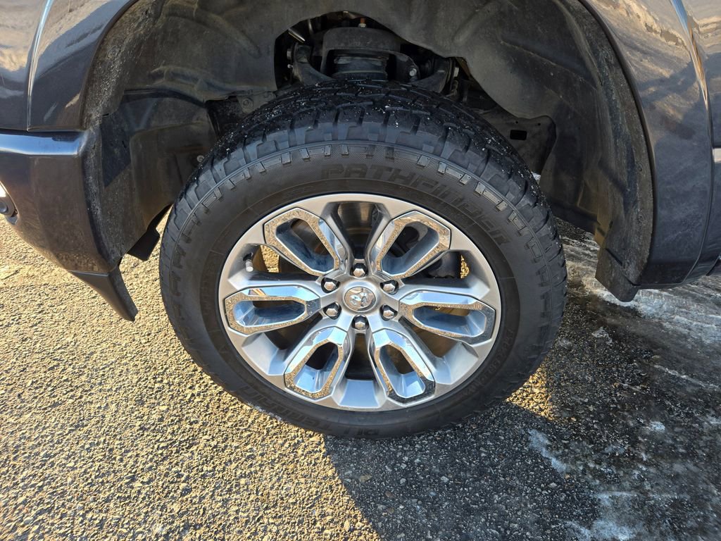 Used 2020 RAM 1500 Laramie w/ Sport Appearance Package image 31