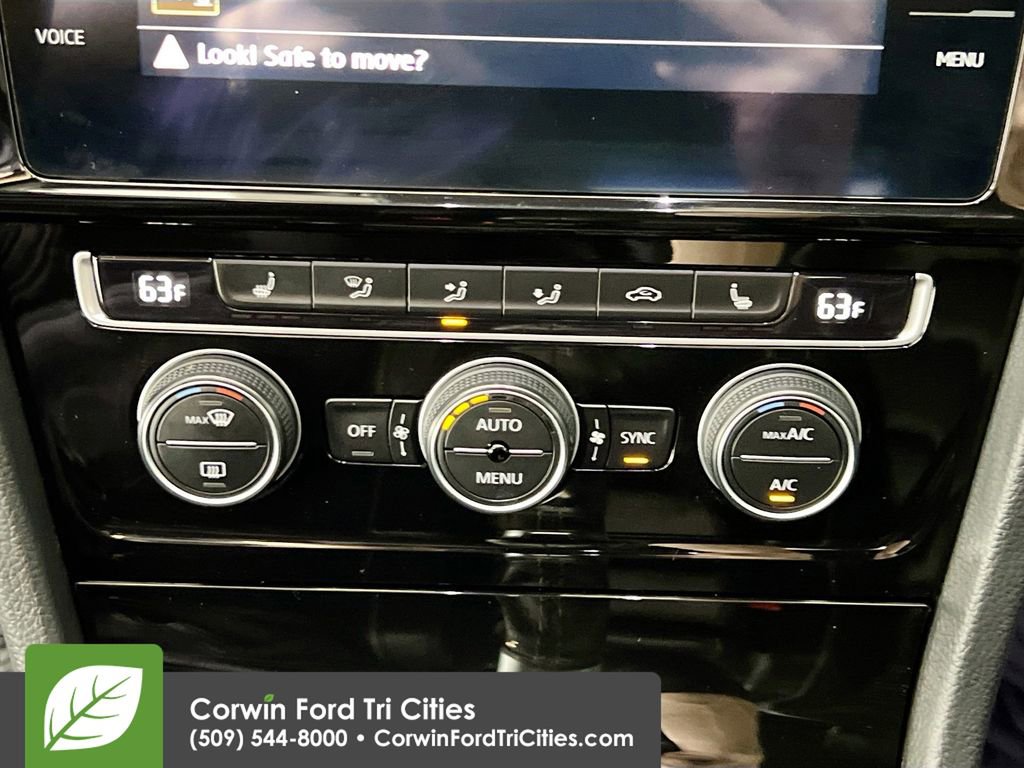 Used 2019 Volkswagen Golf R 4-Door image 9