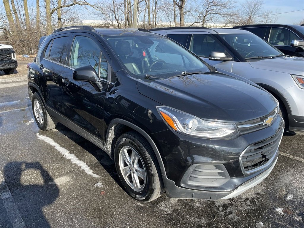 Used 2019 Chevrolet Trax LT w/ LT Convenience Package image 13