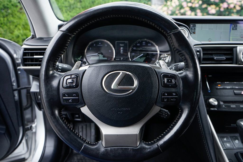 Used 2018 Lexus IS 300 AWD w/ Comfort Package image 19