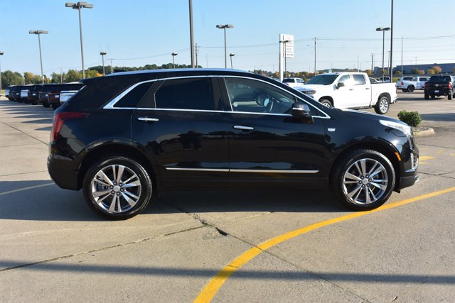 Used 2025 Cadillac XT5 Premium Luxury image 4