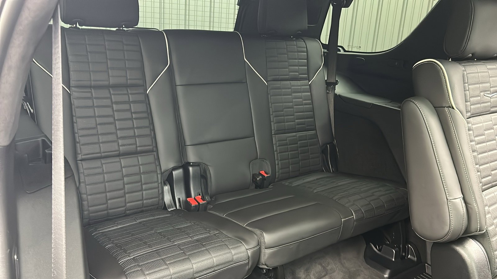 Used 2025 Cadillac Escalade Sport Platinum image 38