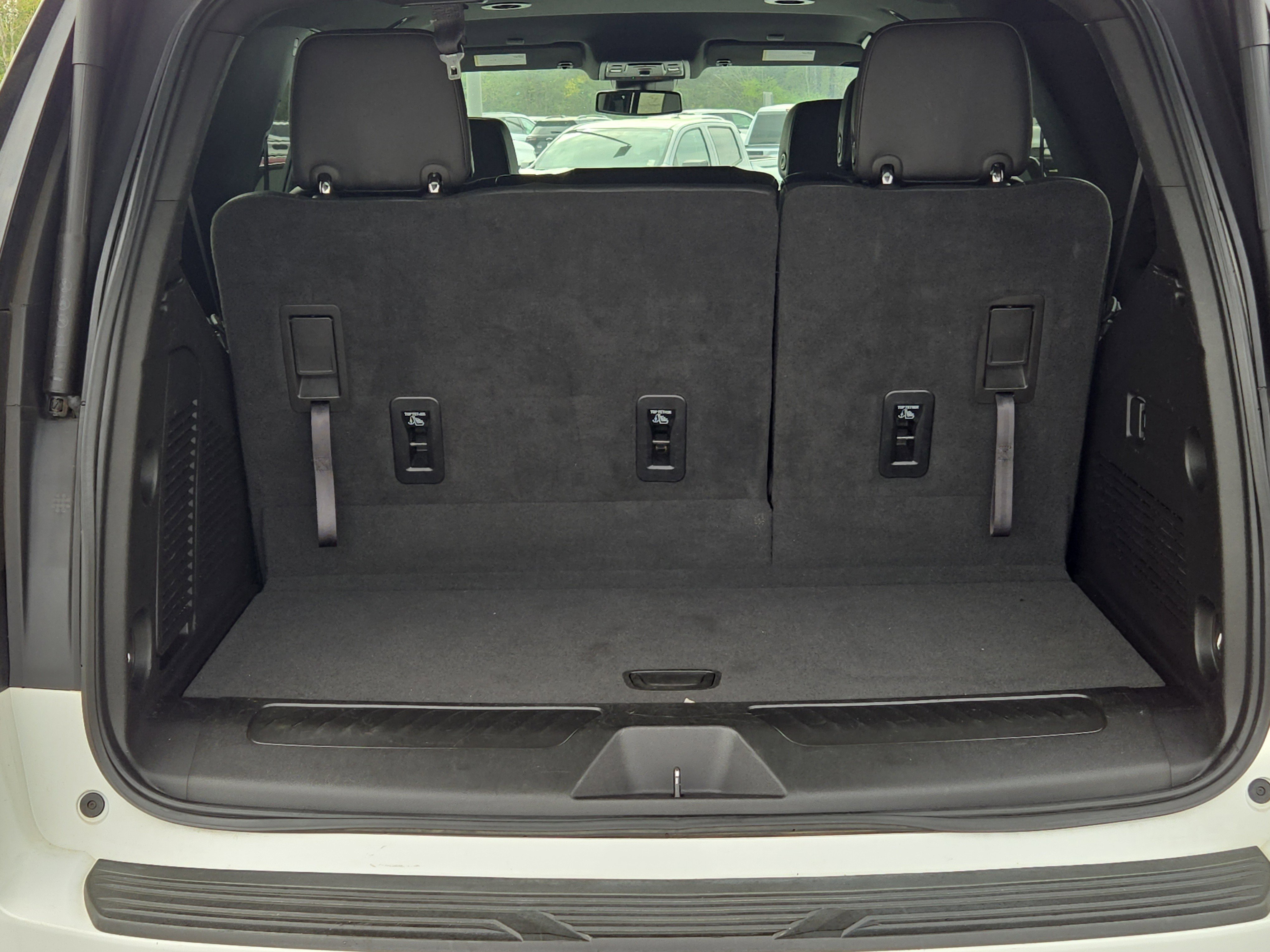 Used 2024 Chevrolet Tahoe LT image 13