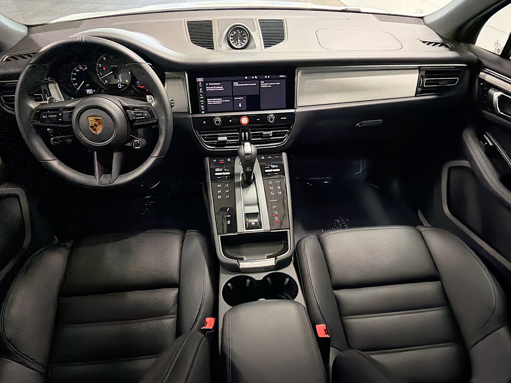 Used 2025 Porsche Macan S image 16