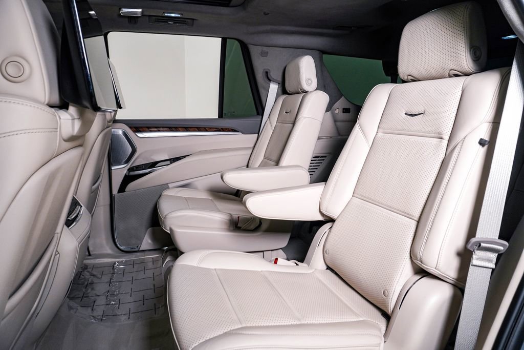 Used 2025 Cadillac Escalade Sport Platinum image 19