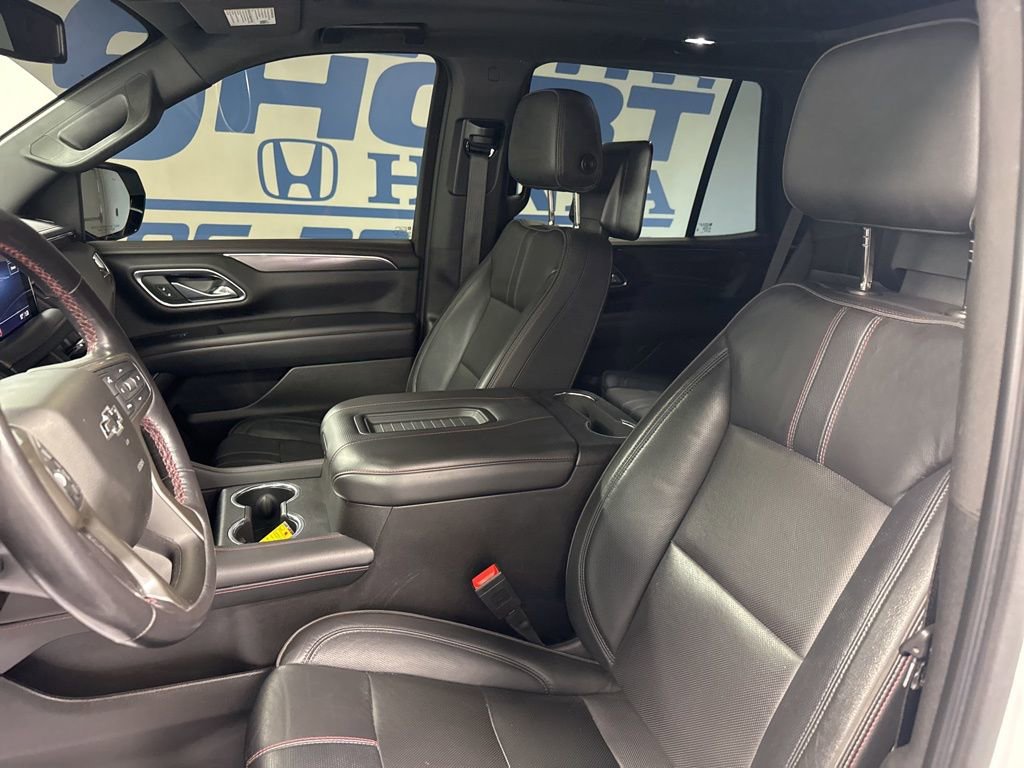 Used 2021 Chevrolet Tahoe RST w/ Luxury Package AWD/4WD image 28