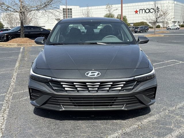 New 2026 Hyundai Elantra SE image 2
