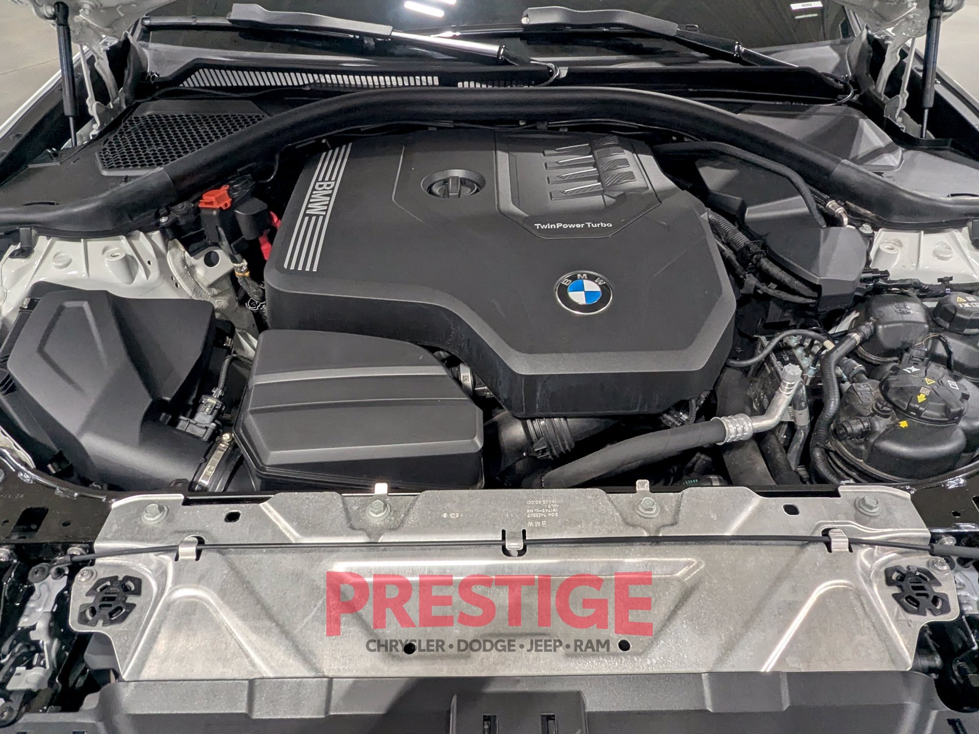 Used 2023 BMW 330i xDrive Sedan w/ M Sport Package AWD/4WD image 35