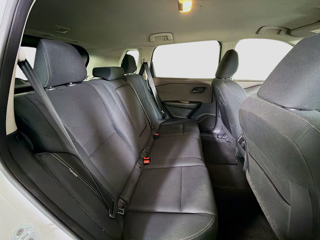 Used 2023 Nissan Rogue S image 27