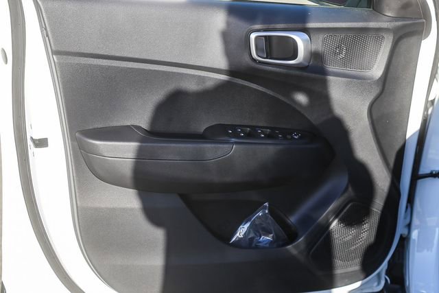 New 2026 Hyundai Venue SEL FWD image 24
