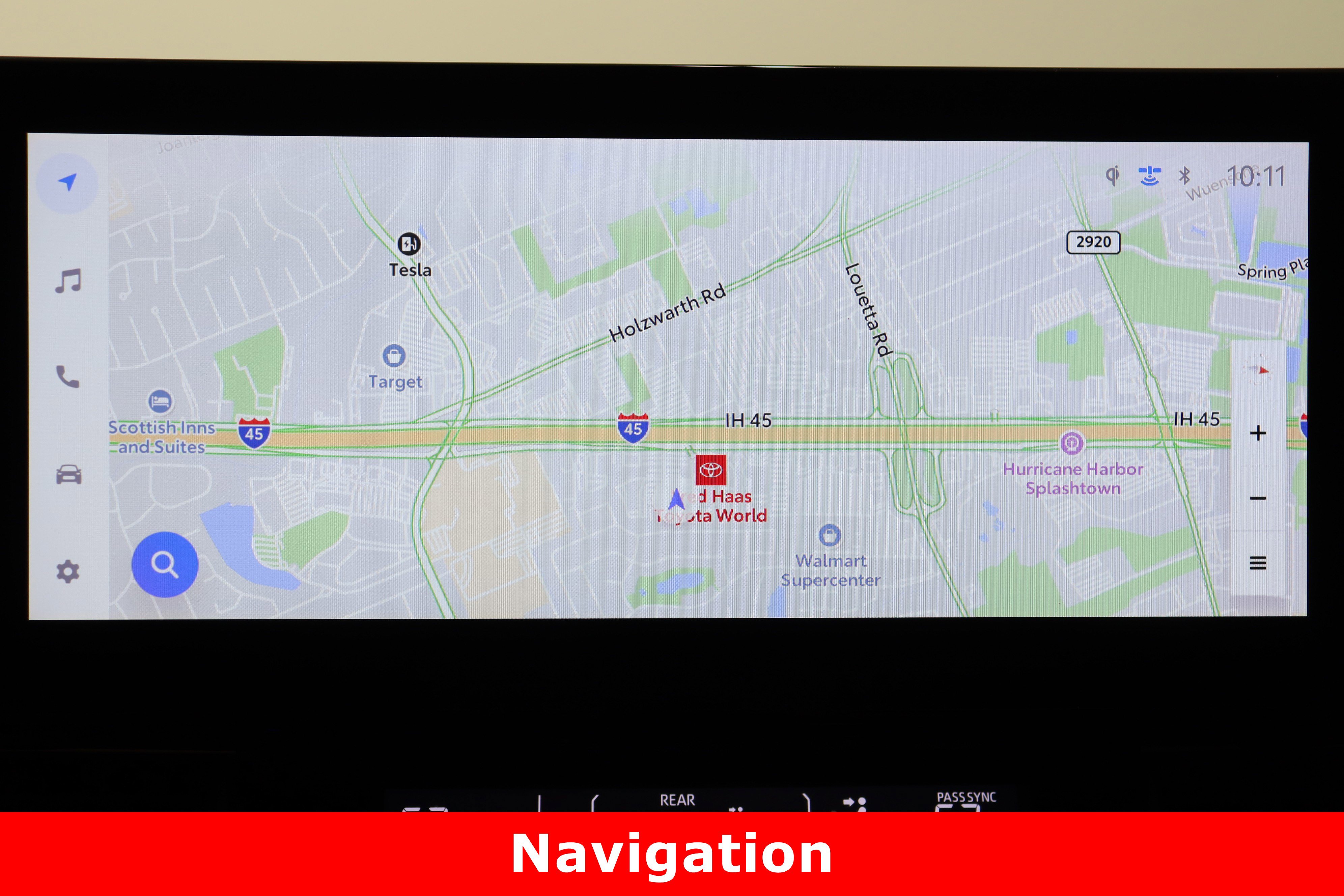 Used 2025 Toyota Sienna XLE Woodland Edition image 21