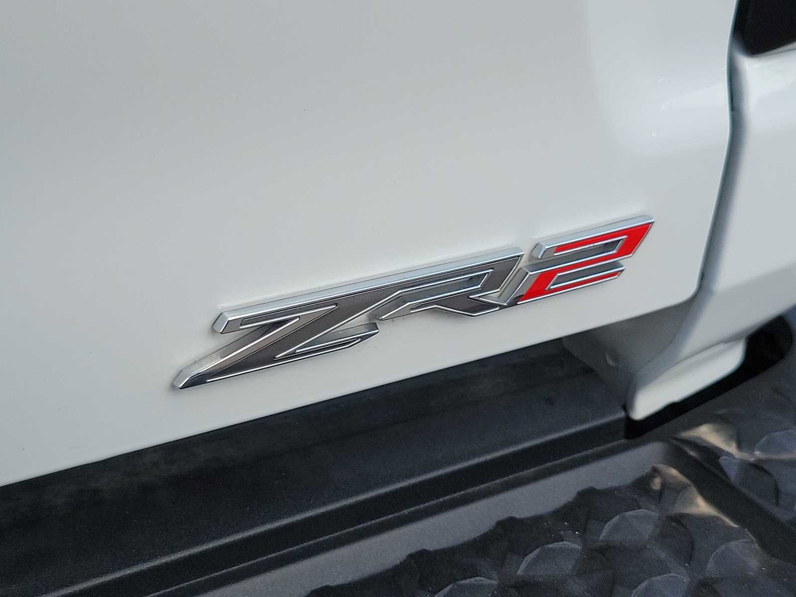 Used 2023 Chevrolet Colorado ZR2 w/ ZR2 Convenience Package III image 7