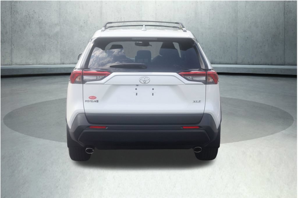 Used 2024 Toyota RAV4 XLE Premium FWD image 27