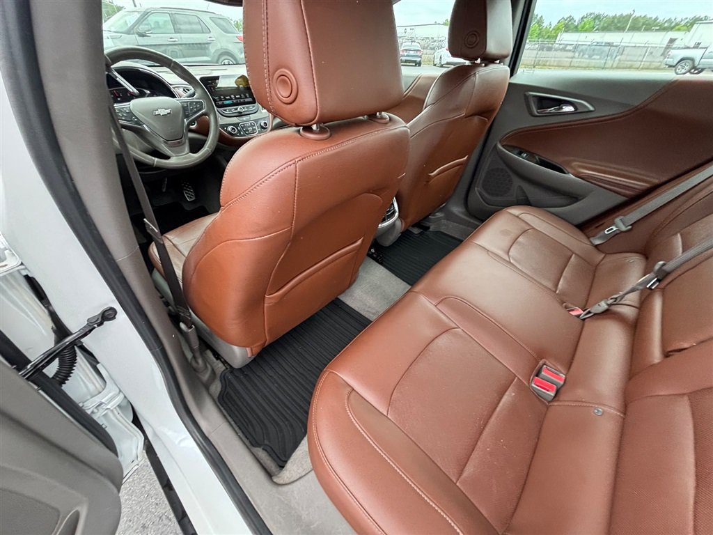 Used 2016 Chevrolet Malibu Premier w/ Driver Confidence Package II FWD image 17