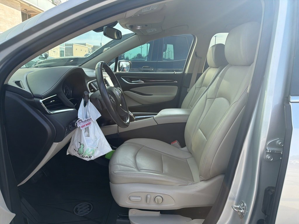 Used 2021 Buick Enclave Essence w/ Sound and Sites Package image 13