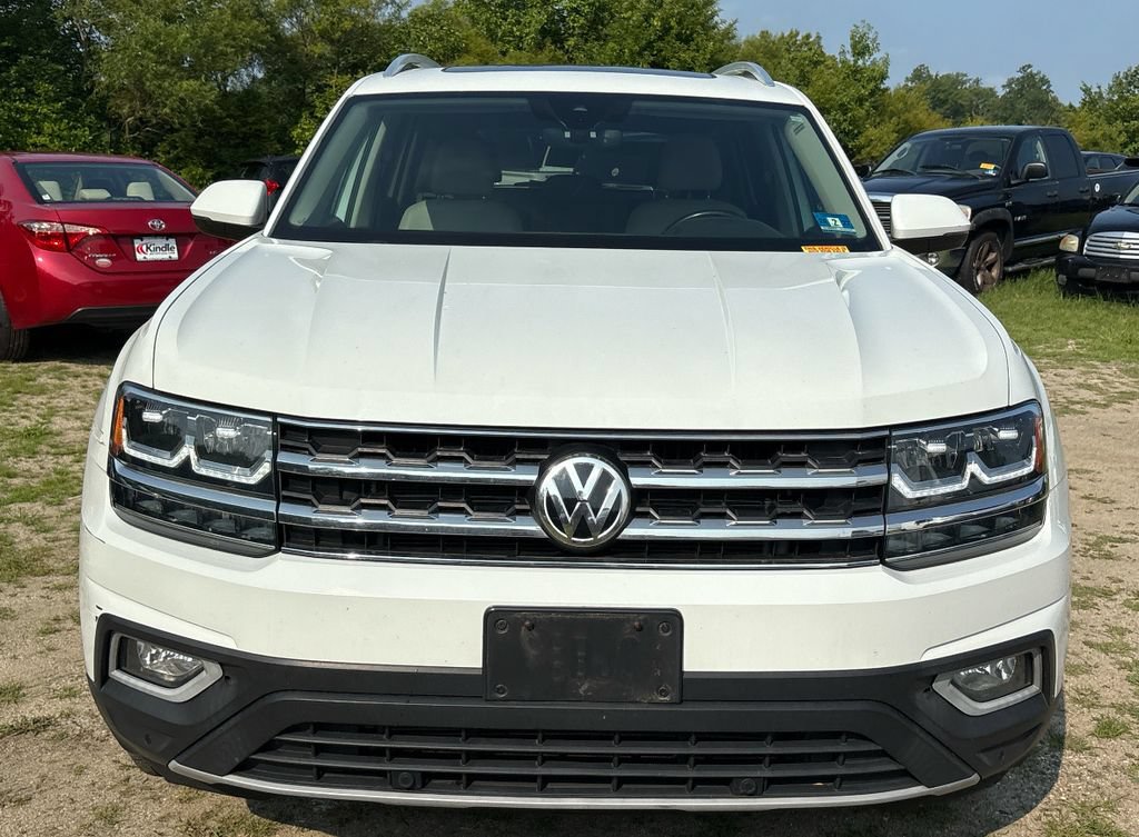 Used 2018 Volkswagen Atlas SEL AWD/4WD image 2
