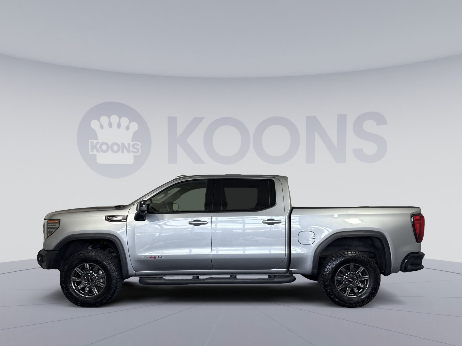 Used 2025 GMC Sierra 1500 AT4X AWD/4WD image 2