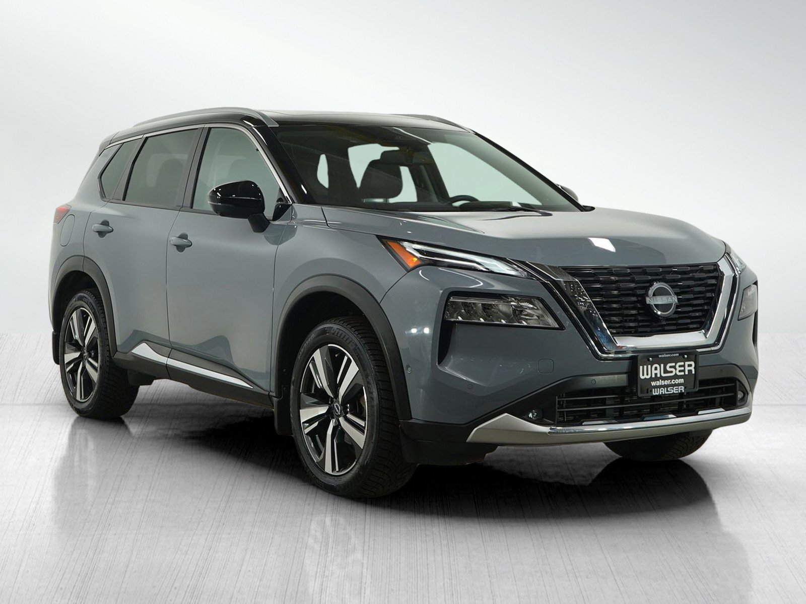 Used 2022 Nissan Rogue Platinum image 7