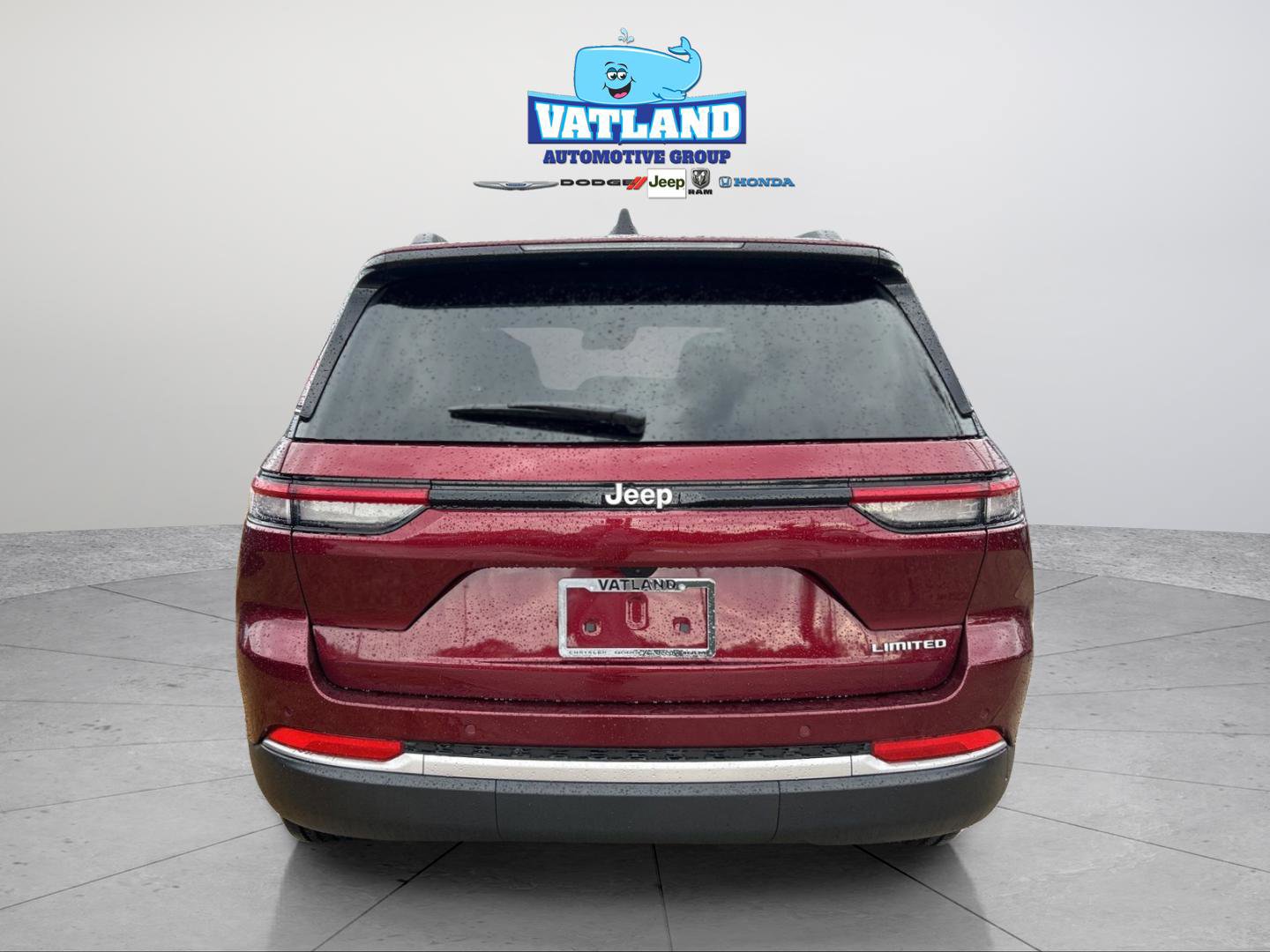 Used 2026 Jeep Grand Cherokee Limited image 4