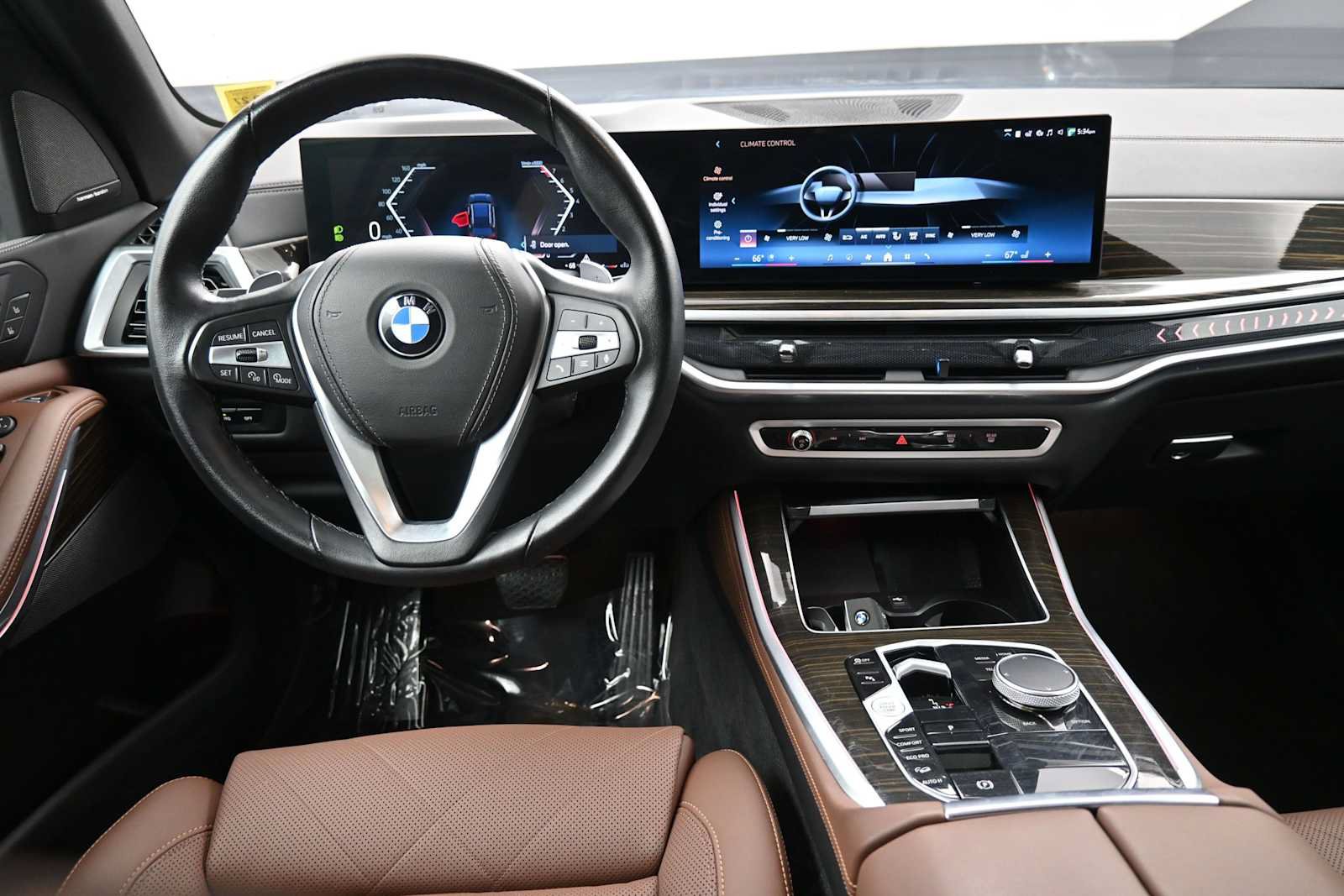 Used 2024 BMW X5 xDrive40i w/ Climate Comfort Package AWD/4WD image 22