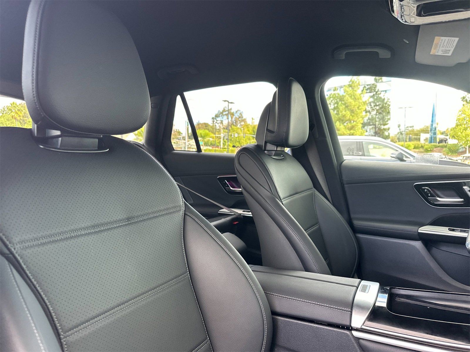 Certified 2025 Mercedes-Benz GLC 300 image 19