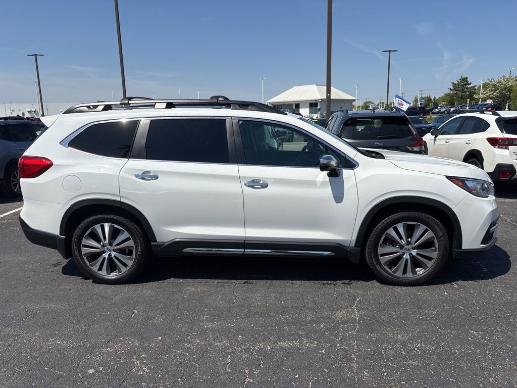 Certified 2022 Subaru Ascent Touring w/ Popular Package #2A image 2