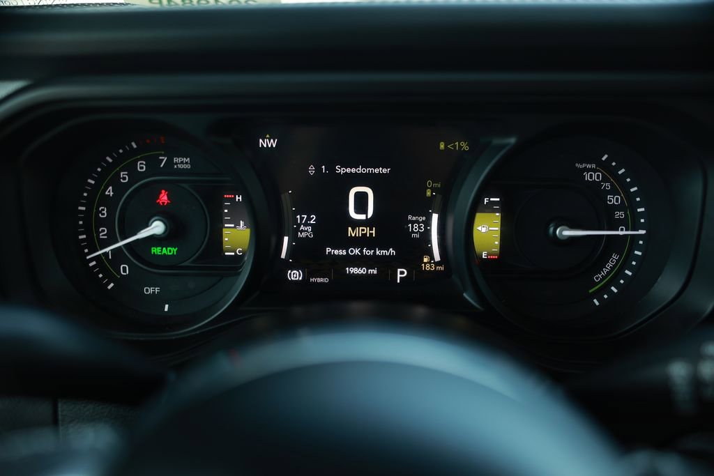 Used 2025 Jeep Wrangler Unlimited Sahara w/ Safety Group image 20